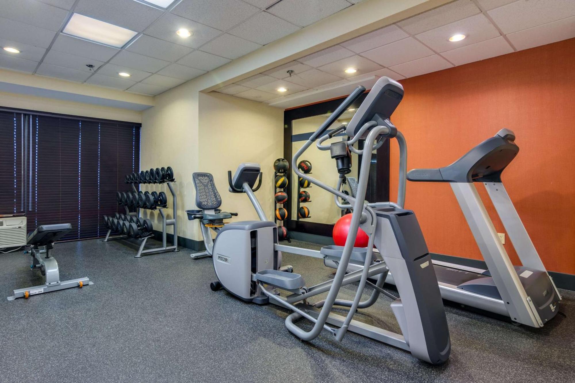 Hampton Inn Джонсон Сити Экстерьер фото