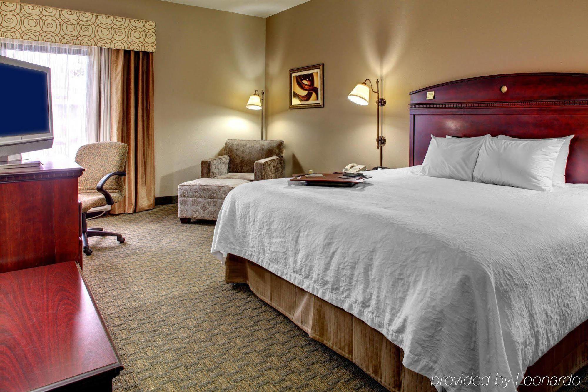 Hampton Inn Джонсон Сити Экстерьер фото